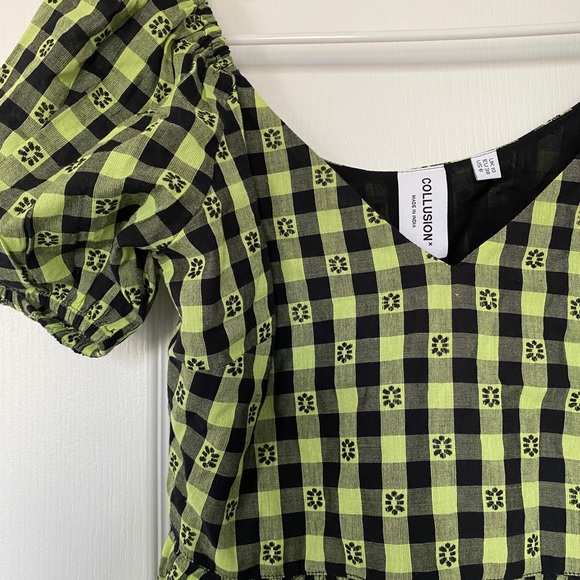 Top - Picture 2 of 3